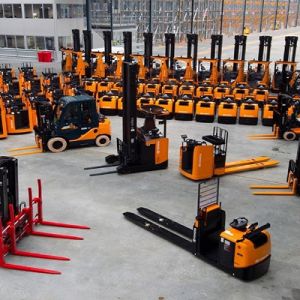 Чем отличается штабелёр от ричтрака и погрузчика