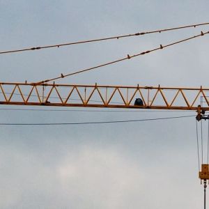 Устройство грузоподъемных кранов: конструкция и дополнительные системы