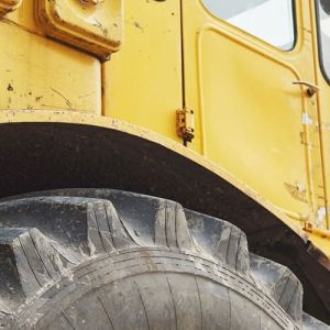 Грузоподъемность фронтального погрузчика и как ее увеличить