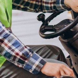 Мини-погрузчики: выбираем замену ушедшим западным брендам