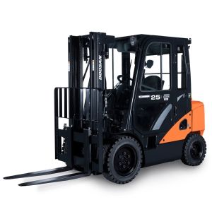 Дизельный вилочный погрузчик Doosan D25S-7