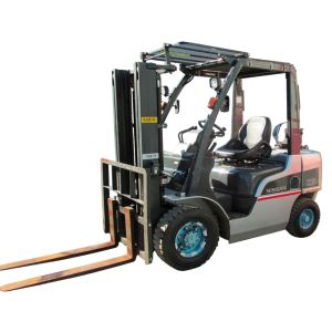 Бензиновый вилочный погрузчик Nissan 01ZFJ02A M 25U
