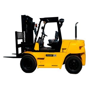 Дизельный вилочный погрузчик Hyundai 70DF-7