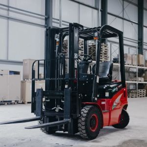 Дизельный вилочный погрузчик Zauberg DS15-I