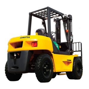 Дизельный вилочный погрузчик Komatsu FD70-10