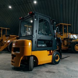 Дизельный вилочный погрузчик Zauberg DS15-x