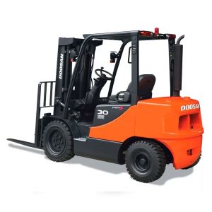 Дизельный вилочный погрузчик Doosan D30S-5