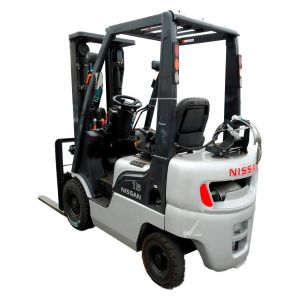 Дизельный вилочный погрузчик Nissan YGL02