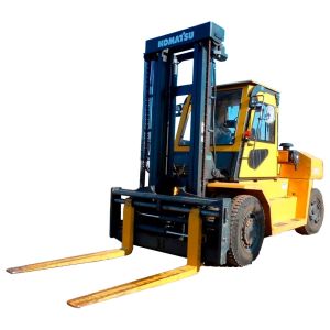 Дизельный вилочный погрузчик Komatsu FD100-8
