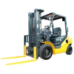 Бензиновый вилочный погрузчик Komatsu FG25T-17