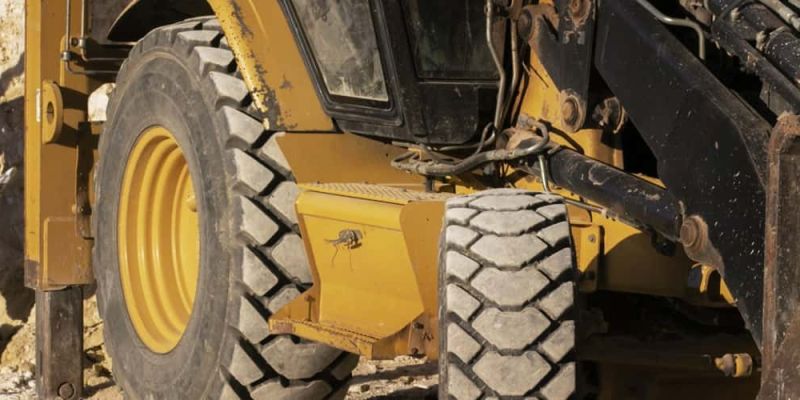 Требования к погрузчикам: как эксплуатировать вилочную и фронтальную технику