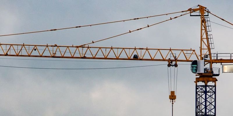 Устройство грузоподъемных кранов: конструкция и дополнительные системы