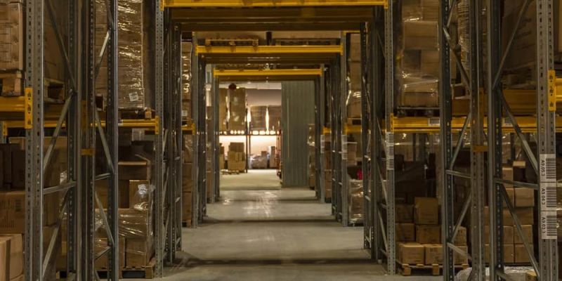 Расстояние между штабелями грузов: каким должно быть