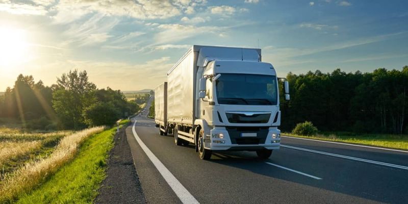 Управление грузовым автомобилем: разбираемся в деталях