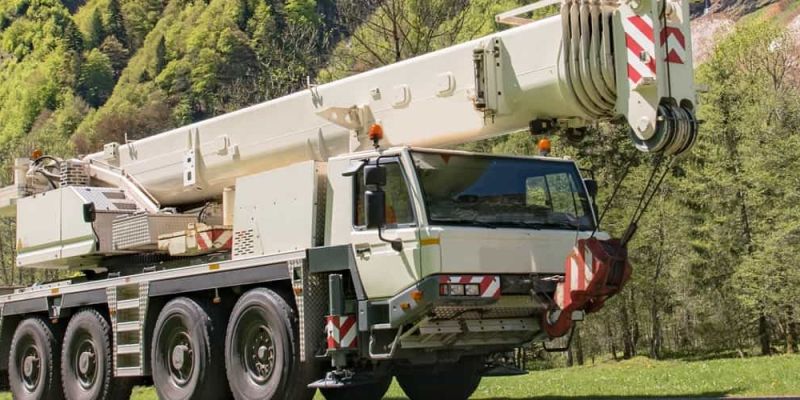 Устройство автокрана: основные элементы и их назначение