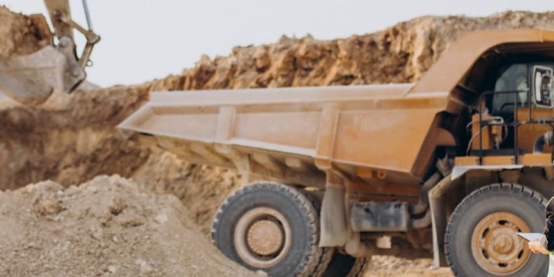 Какой самосвал выбрать - отечественный или зарубежный?