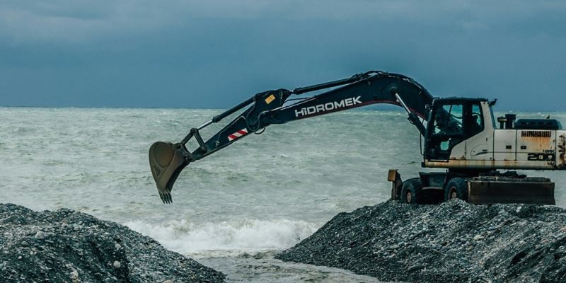Разработка грунта экскаватором: принципы и правила